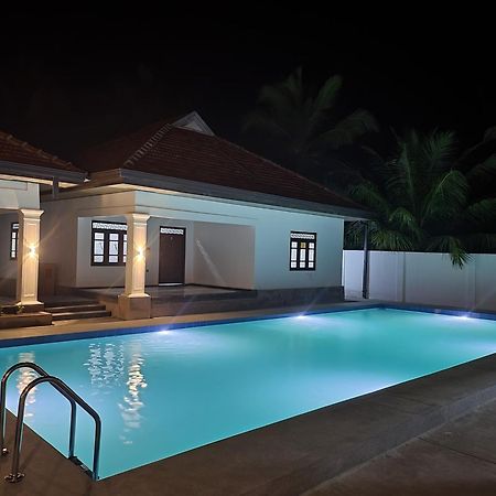The Sanctum Hotel Talaimannar Bagian luar foto